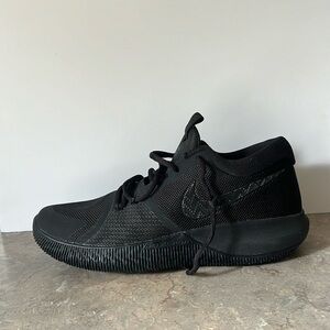 Nike Zoom Basketball Shoes